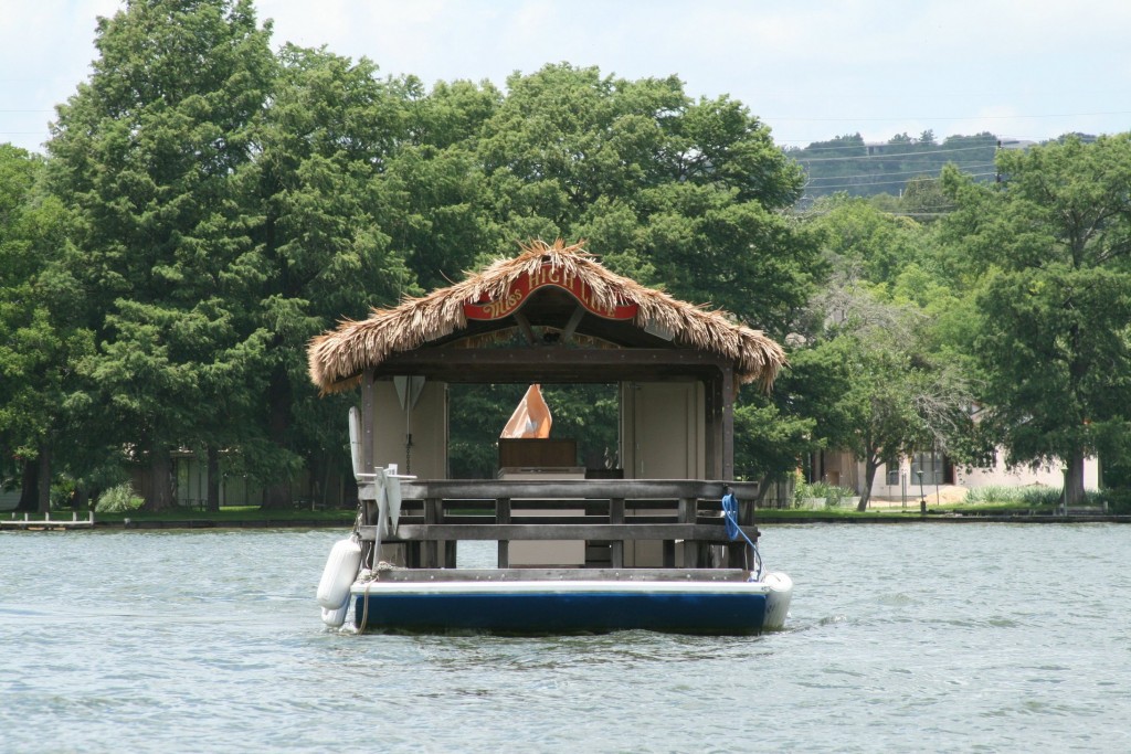 Lake Austin Party Barge 01