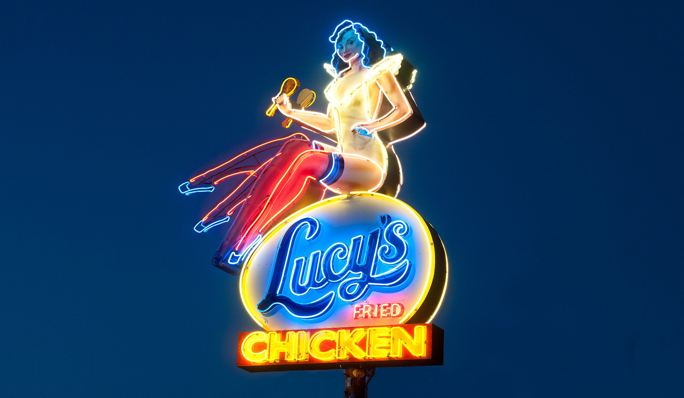 Lucy's Fried Chicken 03