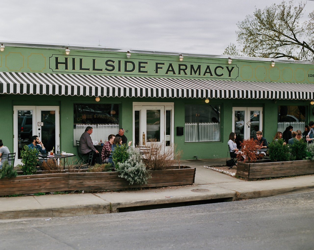 Hillside Farmacy 05