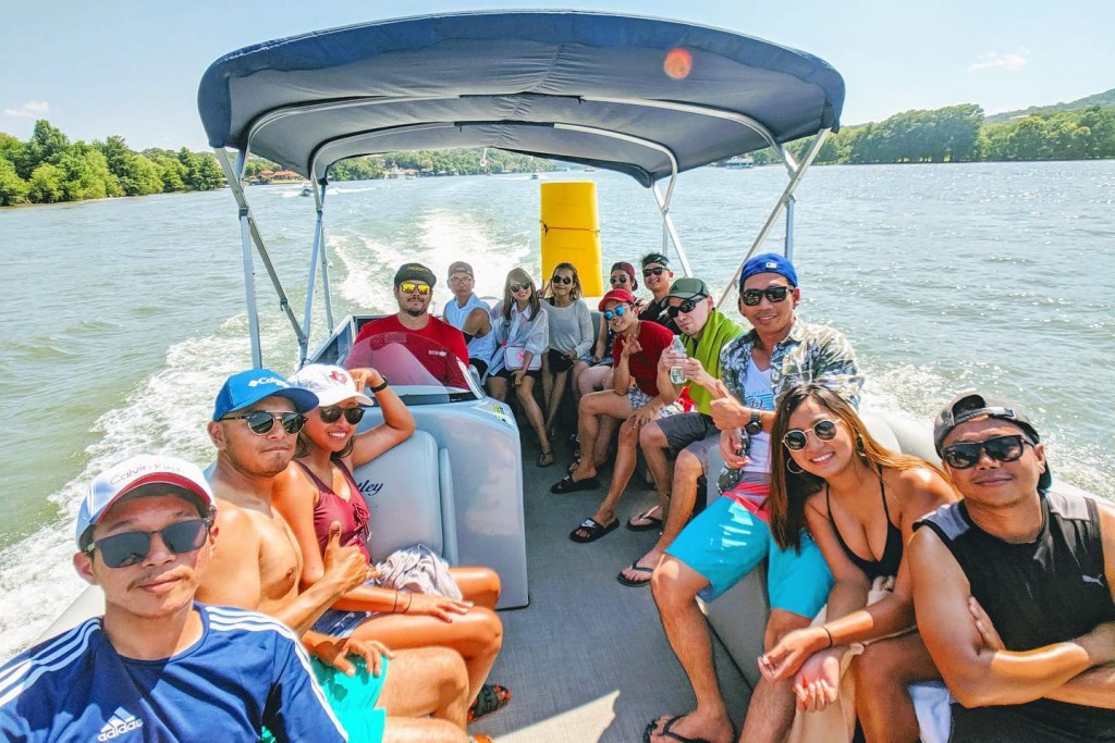 Nauti Side - Lake Austin Boat Rentals